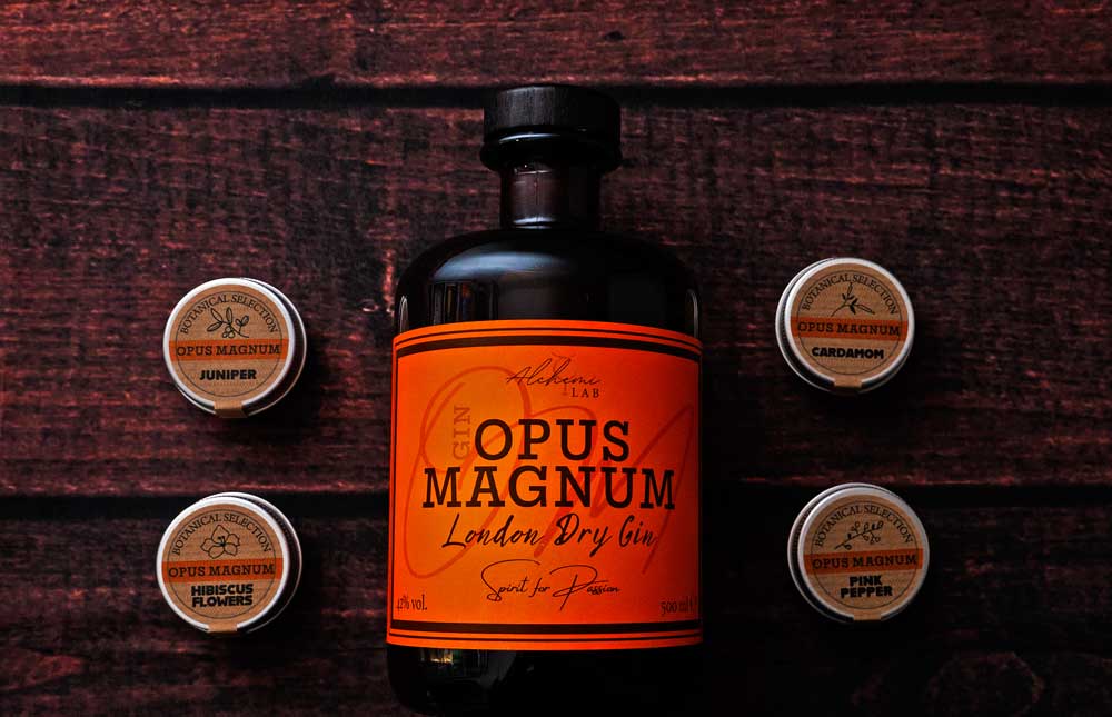 Opus Magnum Gin